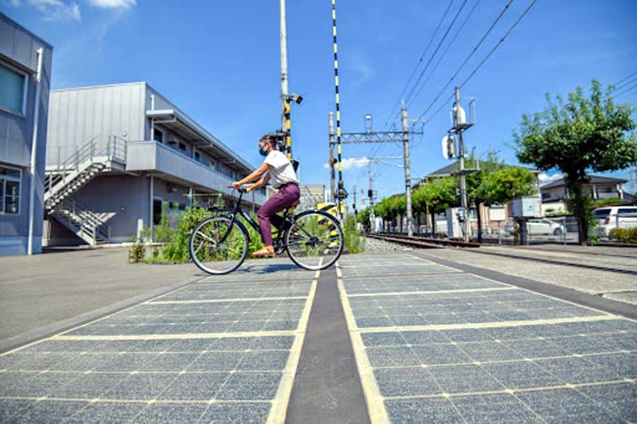 栃木県小山市のソーラーロード（画像：Wattway）