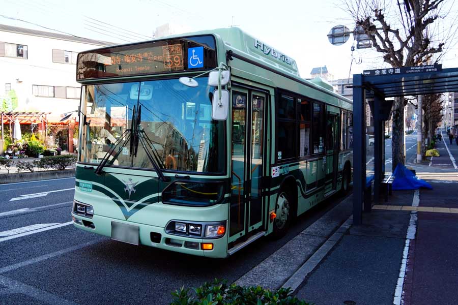 路線バス（画像：写真AC）