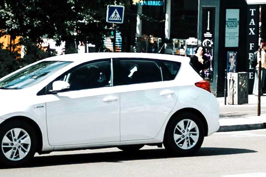 自動車(画像:Pexels)