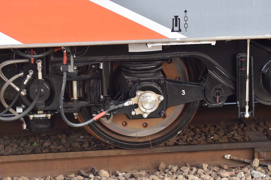 クノールブレムゼ製の外付けディスクブレーキ装置（画像：高木聡）