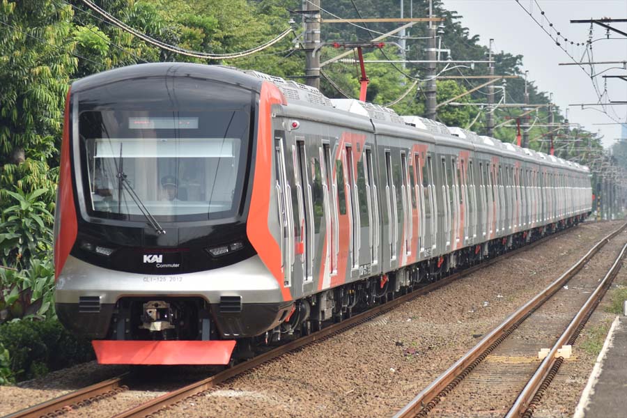 6月1日に営業運転を開始したCLI-125型第2編成（画像：高木聡）