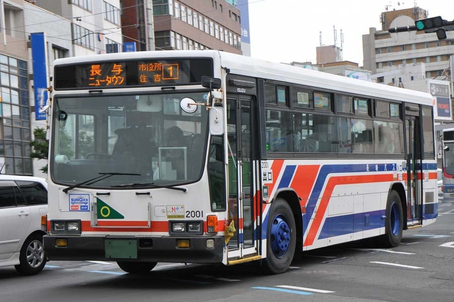 路線バスのイメージ（画像：写真AC）