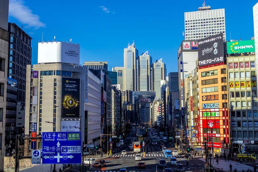 新宿。画像はイメージ（画像：写真AC）