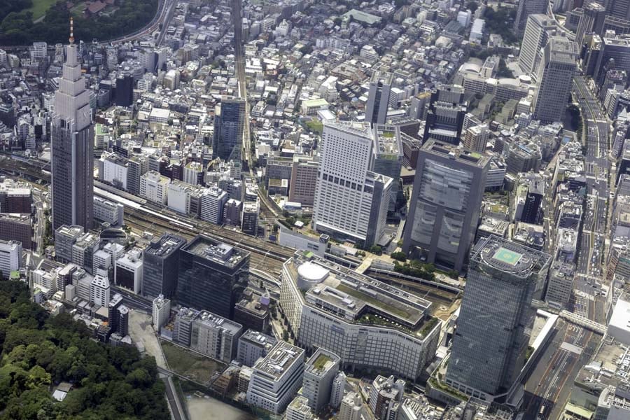 新宿。画像はイメージ（画像：写真AC）