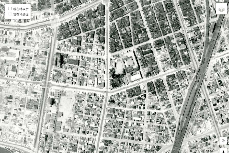 1947年頃の「神田駅」周辺の航空写真（画像：国土地理院）