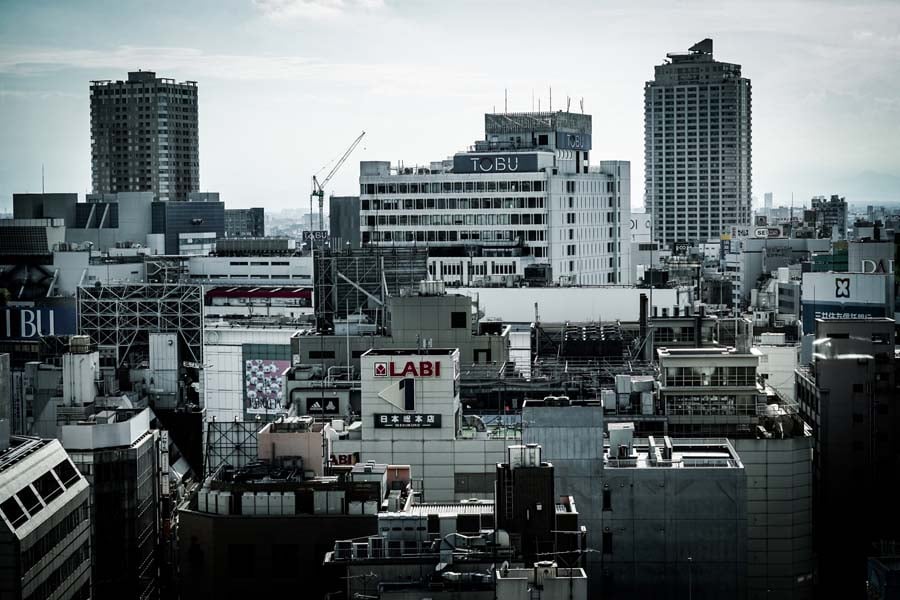 池袋（画像：写真AC）