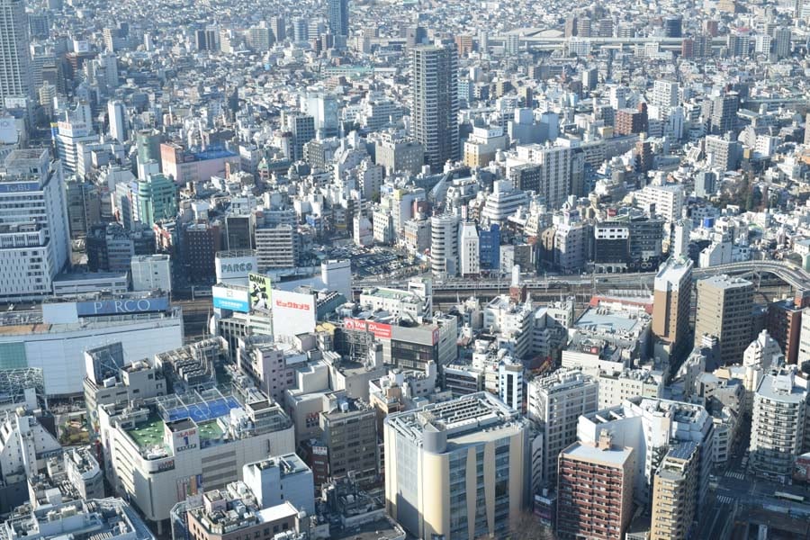 池袋（画像：写真AC）