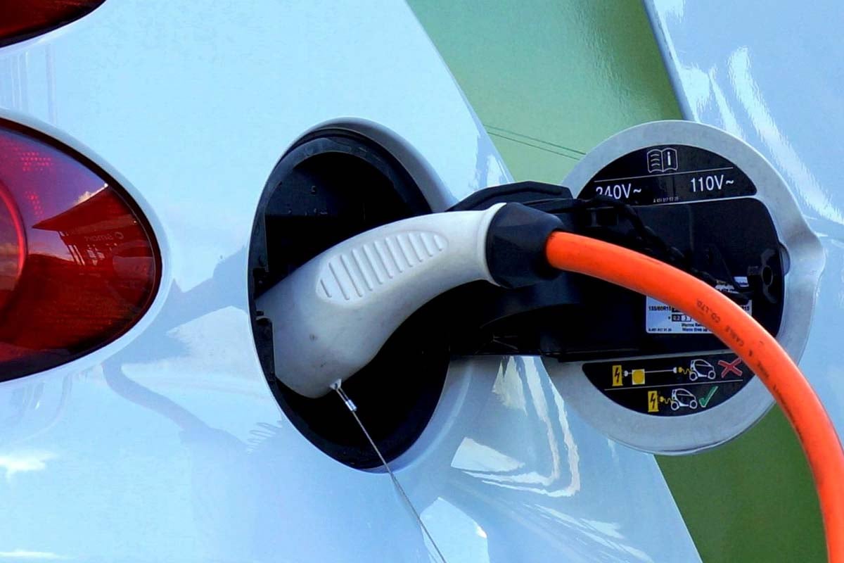 充電イメージ（画像：Pexels）