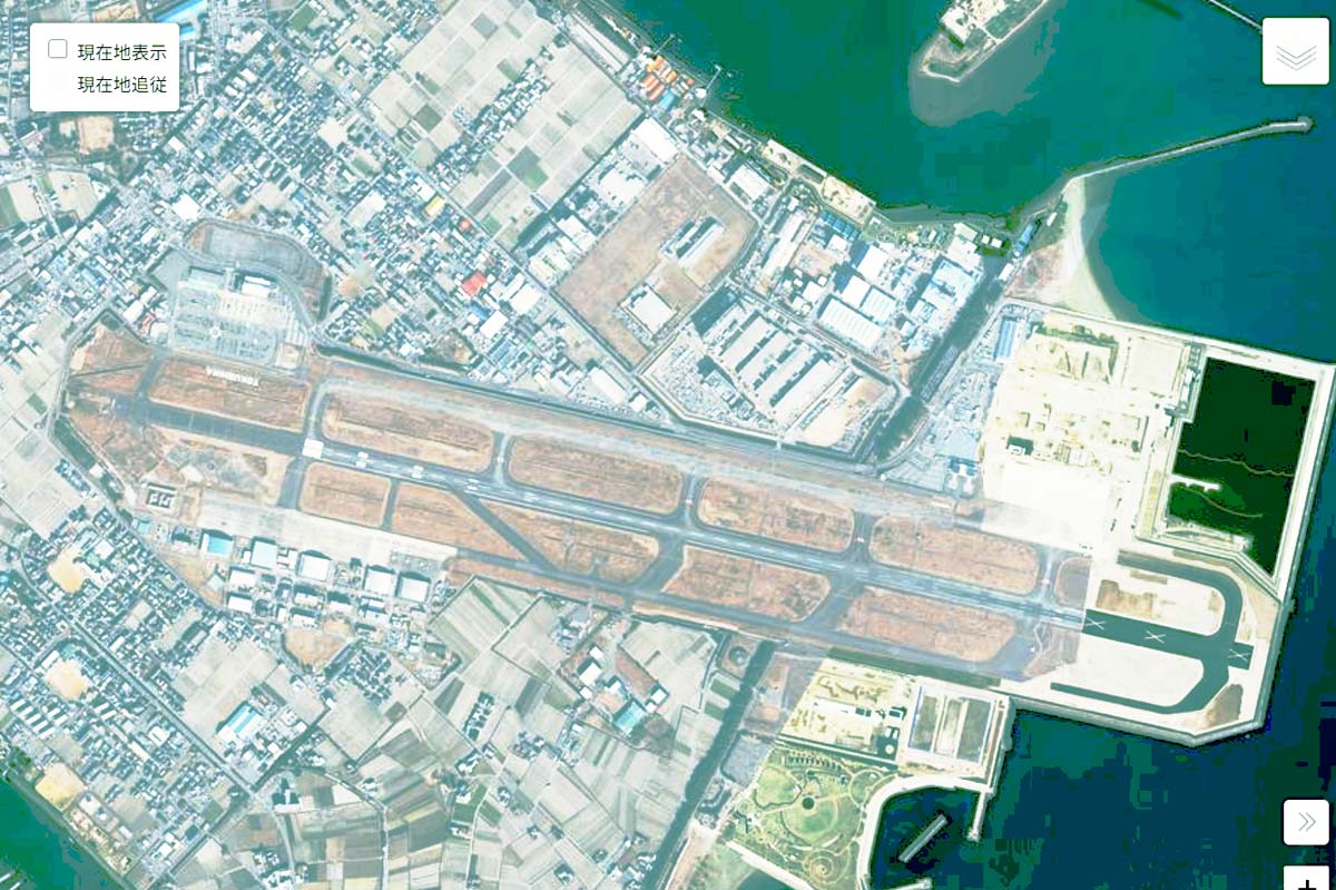 現在の「徳島空港」周辺の航空写真（画像：国土地理院）