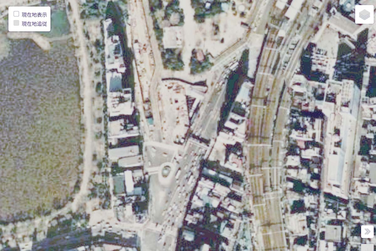 1975年頃の「京成上野駅」周辺の航空写真（画像：国土地理院）