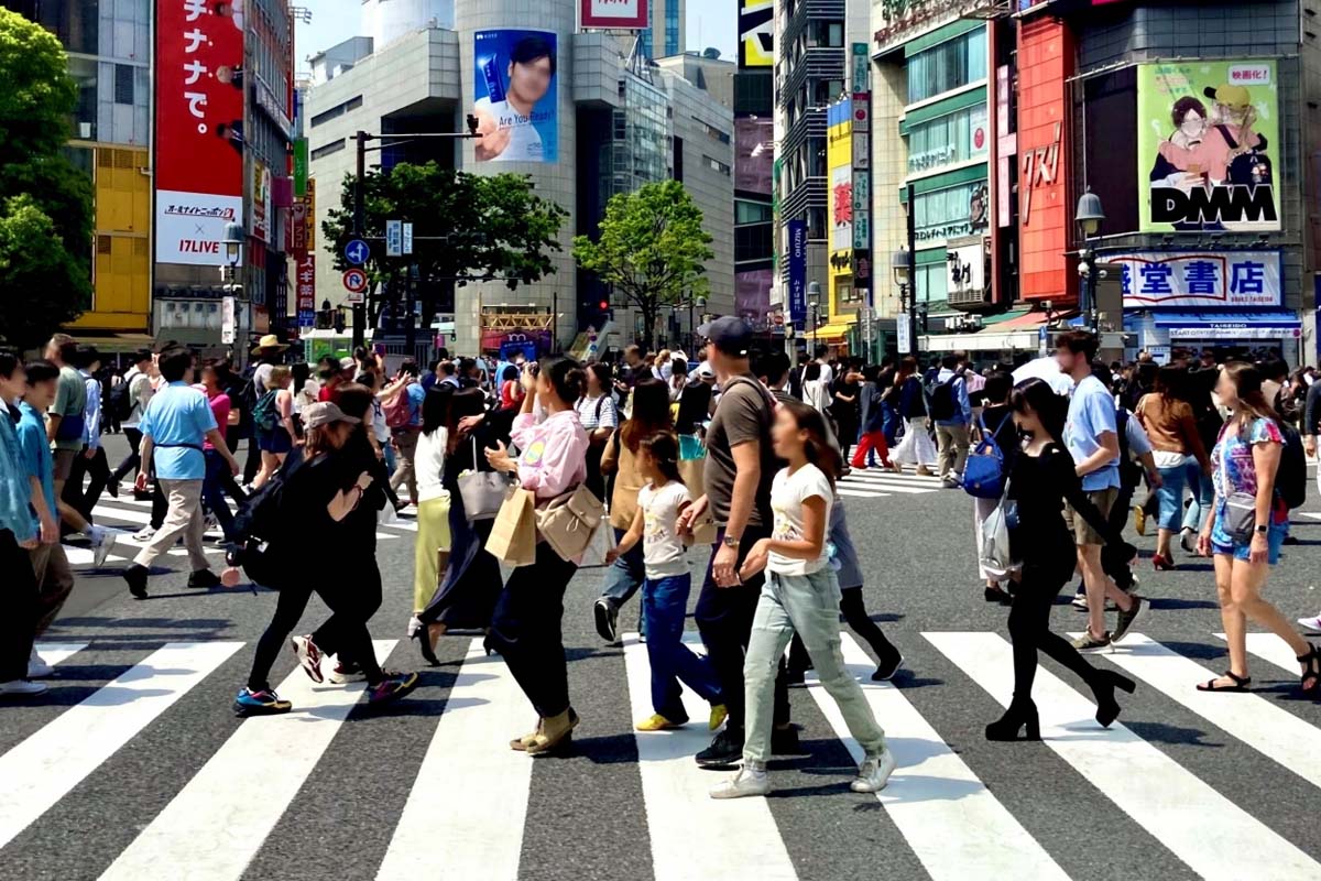 インバウンド（画像：写真AC）