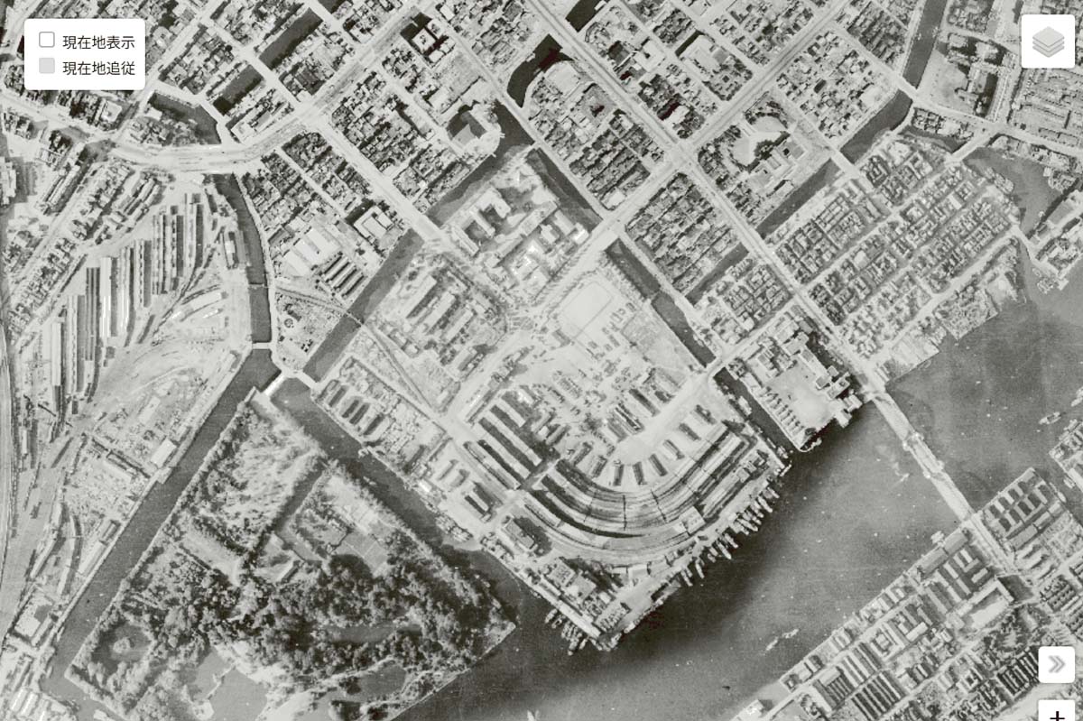 1947年頃の「築地」周辺の航空写真（画像：国土地理院）