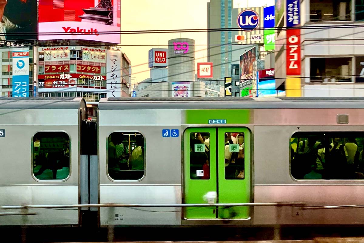 山手線（画像：写真AC）