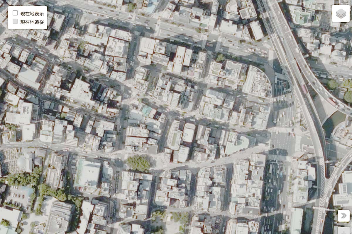 現在の「麻布十番駅」周辺の航空写真（画像：国土地理院）