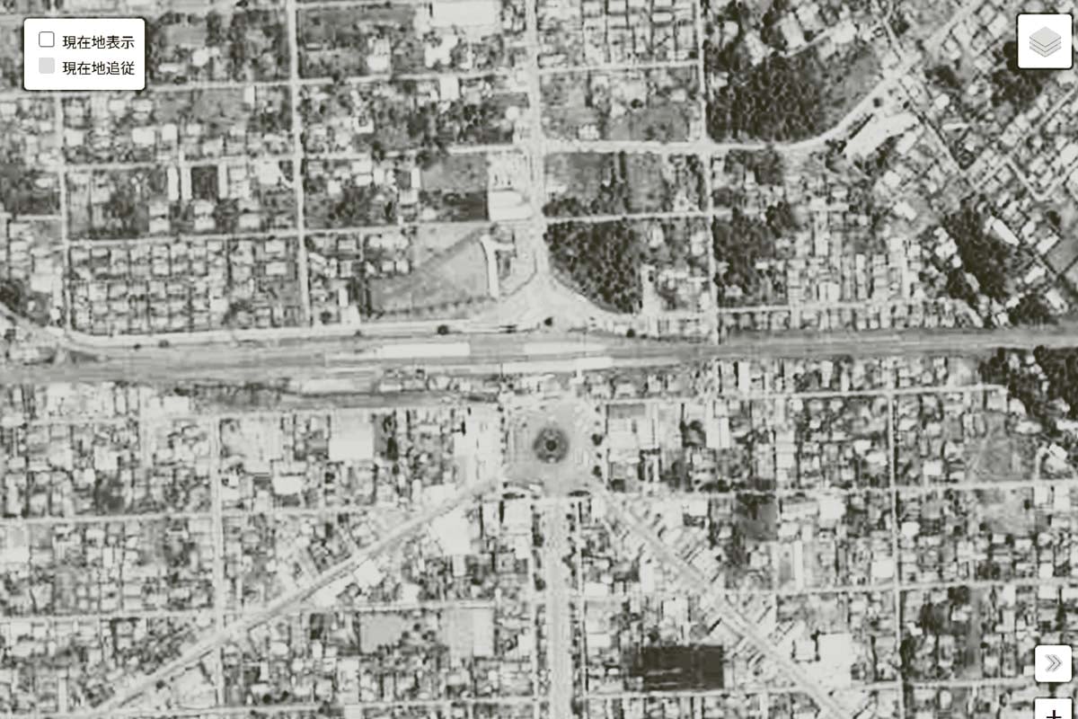 1963年頃の「国立駅」周辺の航空写真（画像：国土地理院）