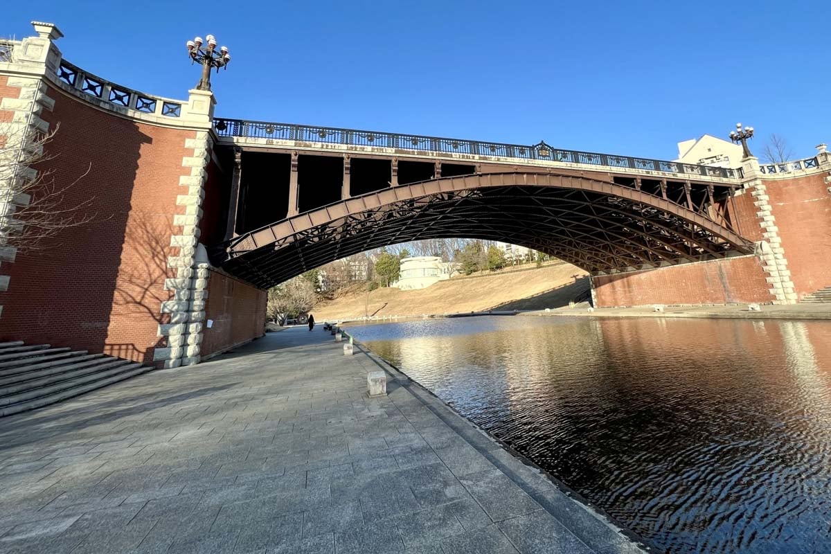 長池見附橋（画像：写真AC）