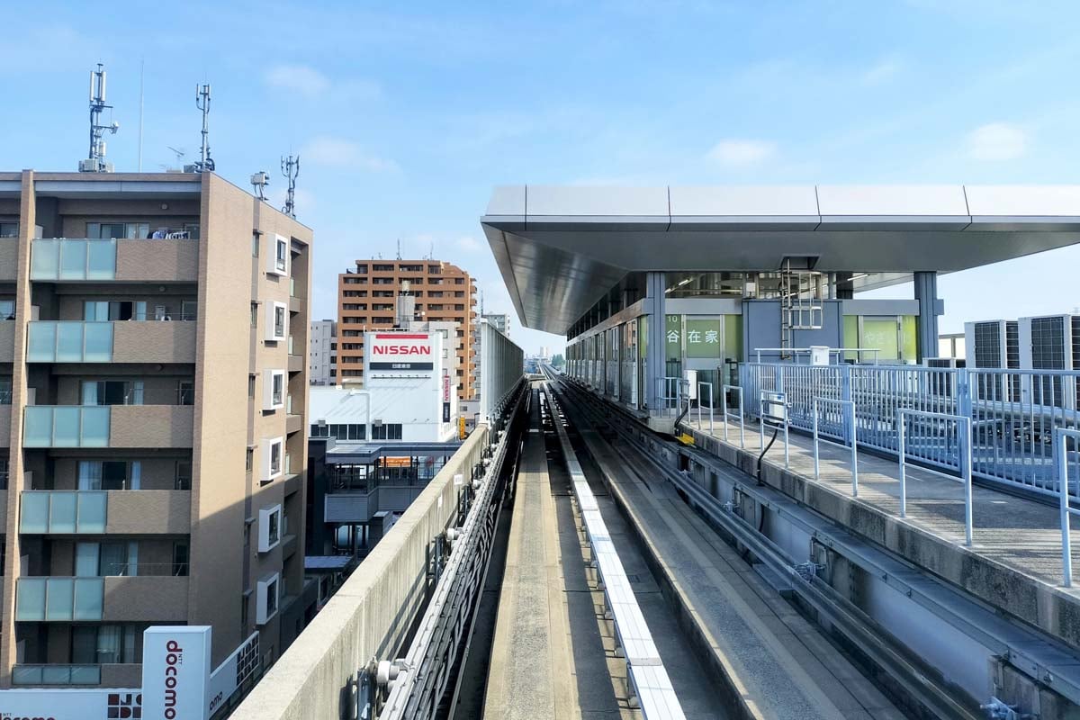 日暮里・舎人ライナー（画像：写真AC）