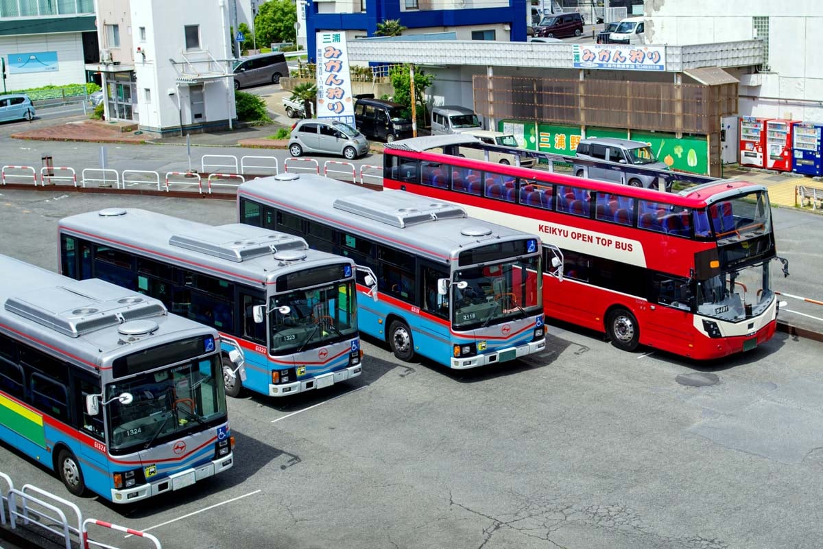 バス（画像：写真AC）