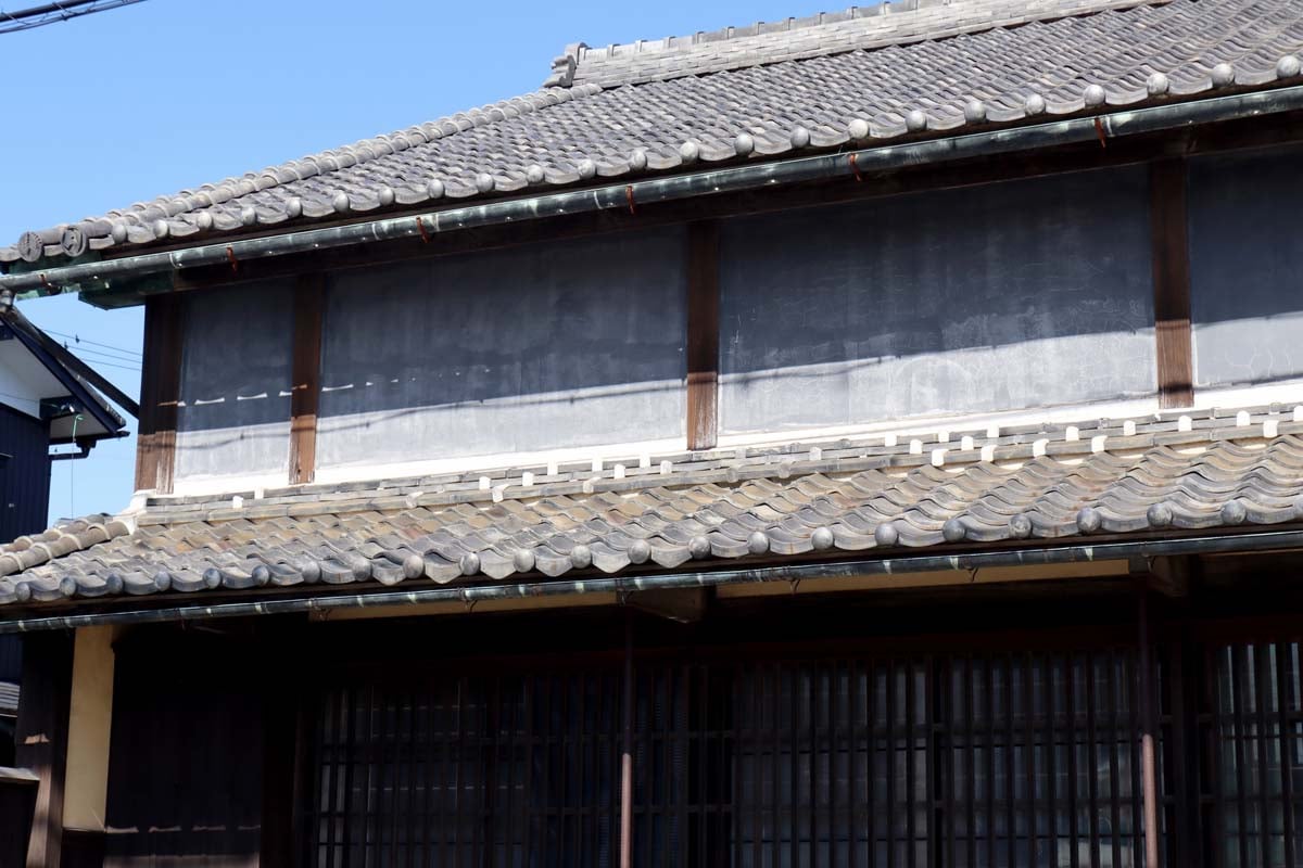 古い建物（画像：写真AC）