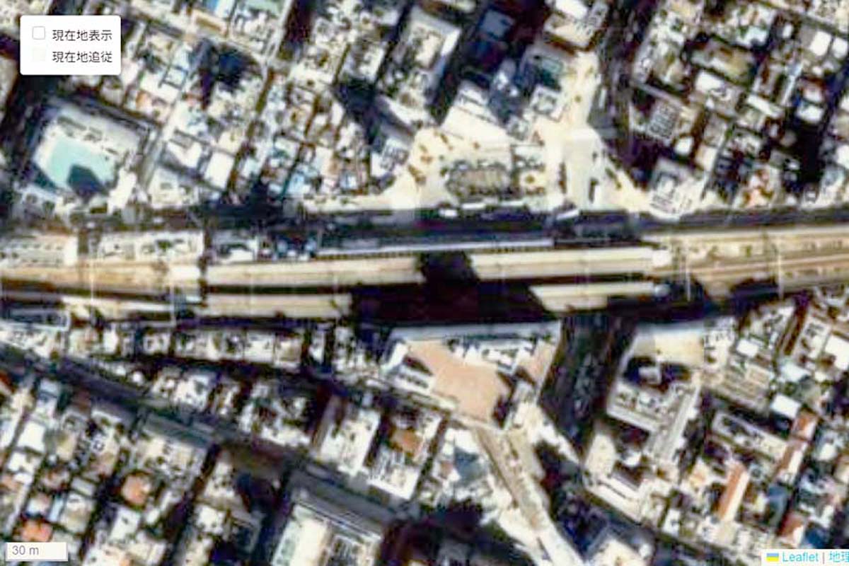 1990年頃の吉祥寺駅周辺の航空写真（画像：国土地理院）