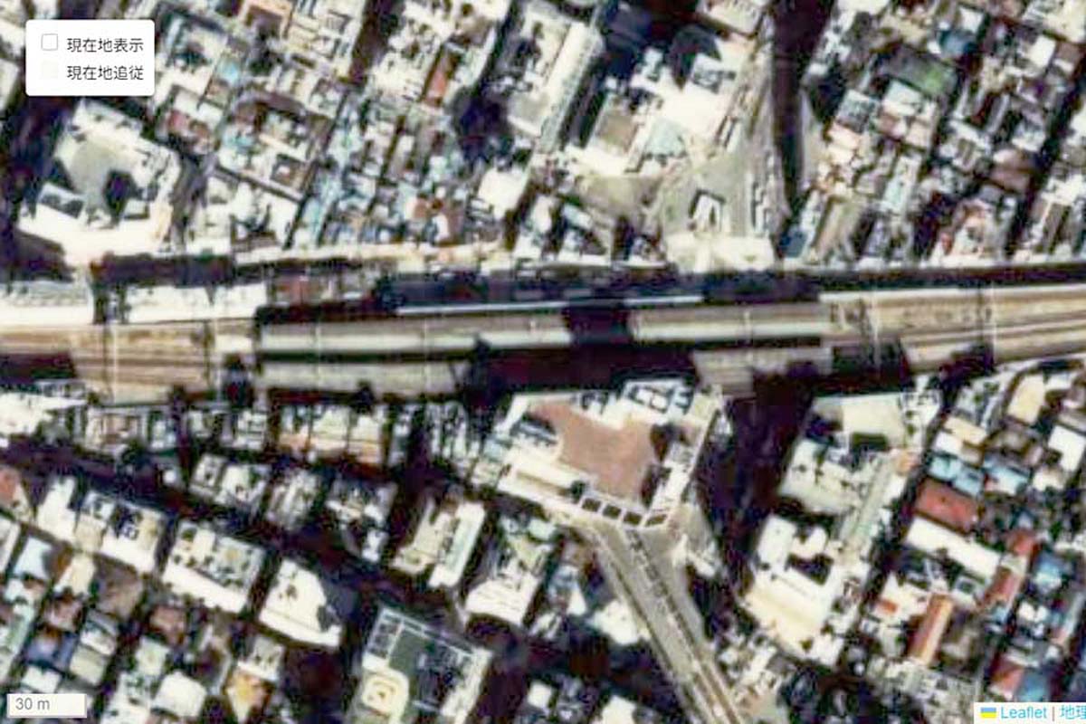 1985年頃の吉祥寺駅周辺の航空写真（画像：国土地理院）