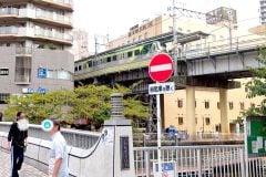 東急「五反田駅」のホームはなぜあんなに高いのか？ 都心延伸を阻んだ幻の計画、統合構想の残響とは
