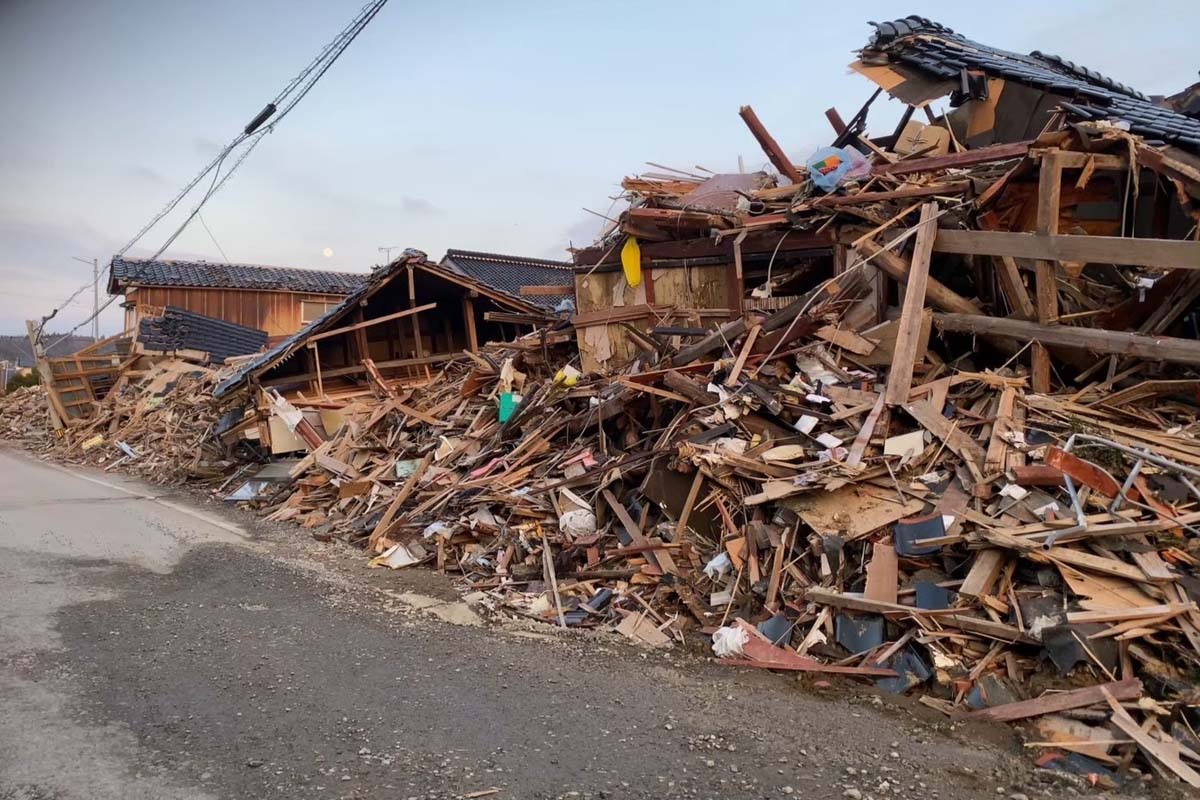 能登半島地震の現場（画像：写真AC）