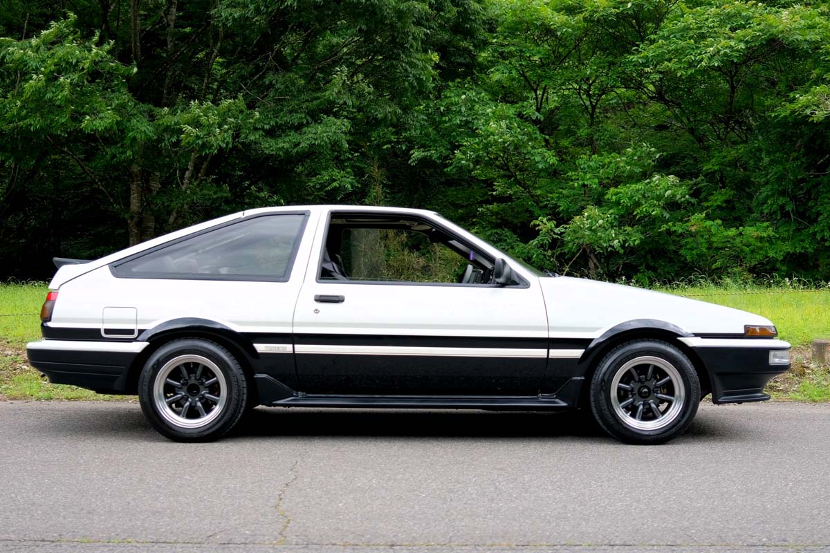 自動車（画像：写真AC）