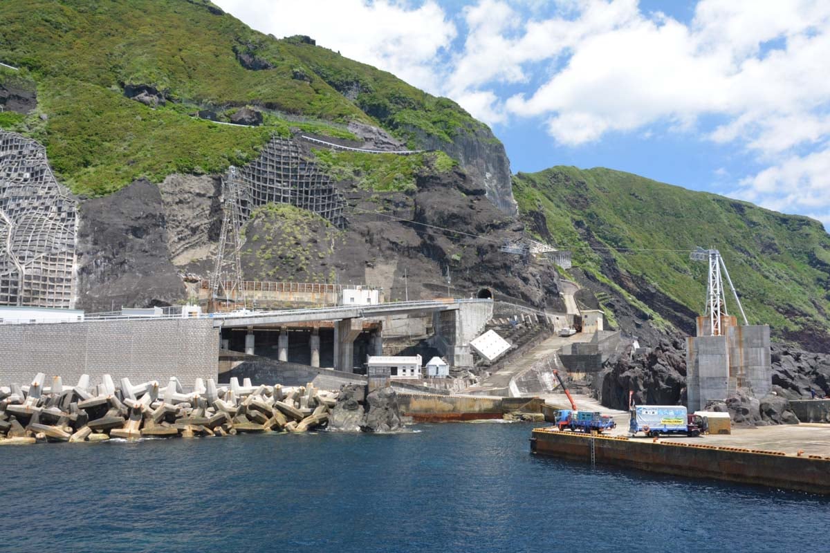 青ヶ島港（画像：写真AC）