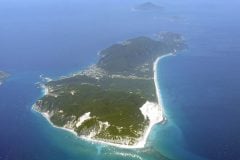 【画像】「えぇぇぇ！」これが伊豆諸島の「新島」です！ 画像で見る（12枚）