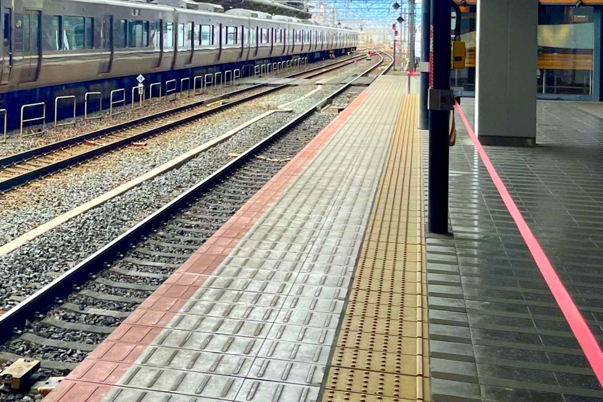 駅（画像：写真AC）