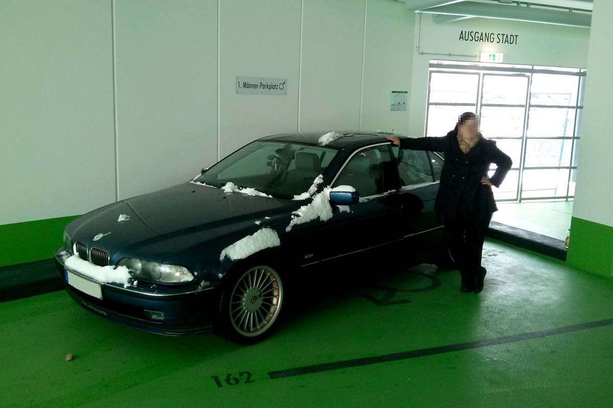 ドイツの男性専用駐車場（画像：Chrweb）