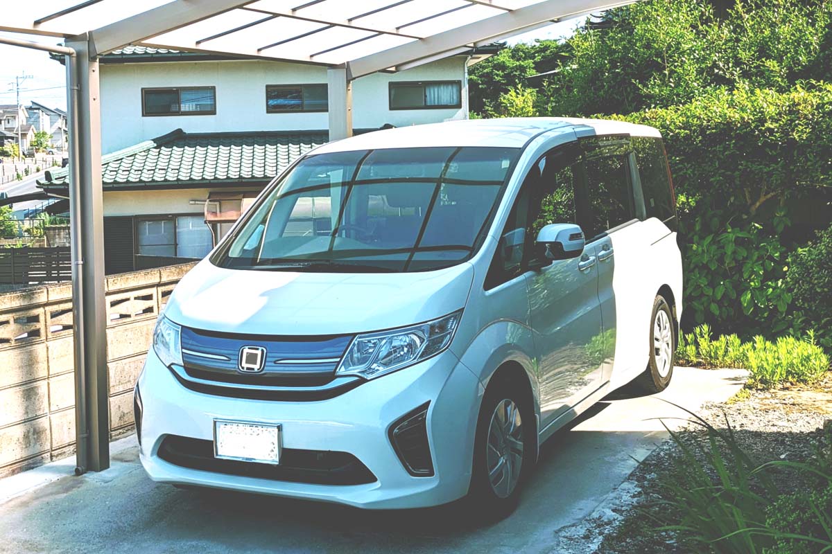 自家用車のイメージ(画像:写真AC)