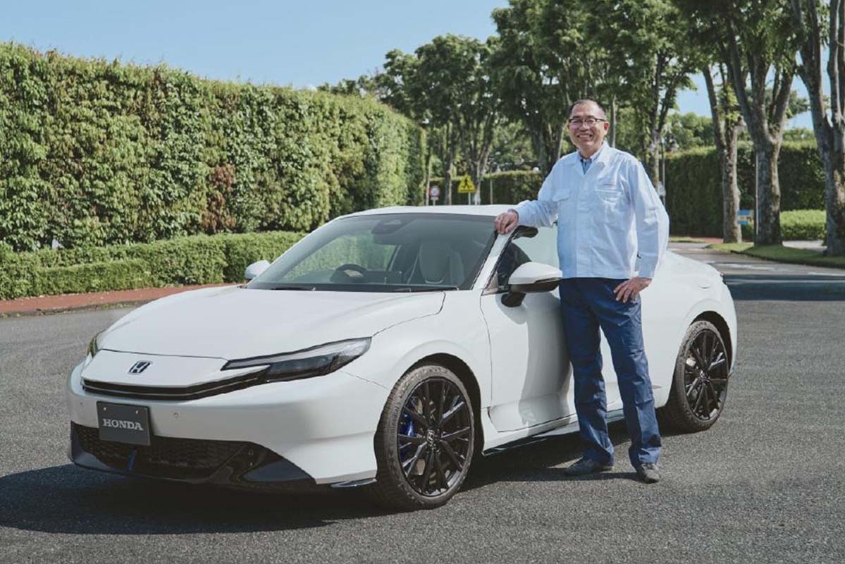 PRELUDE Conceptと開発責任者 山上智行氏（画像：本田技研工業）