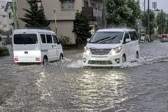 なぜ「自動車水没」は繰り返されるのか？ 九州豪雨で5000件超の救援要請、河川から離れた街でも起きる“都市型水害”の盲点とは