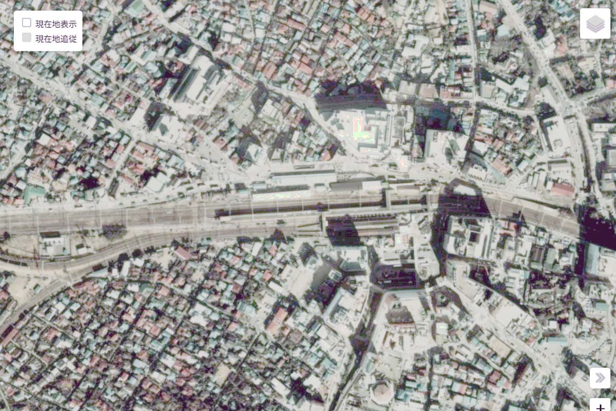 1975年頃の「藤沢駅」周辺の航空写真（画像：国土地理院）