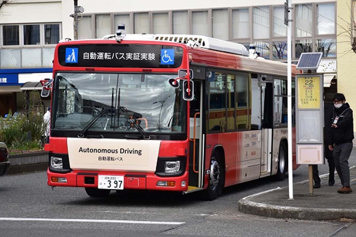 神奈川県平塚市が実施した自動運転バス実証実験の様子（画像：平塚市）