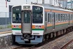 ワンマン列車の運賃支払い 「PayPay対応」がメリットしかないワケ