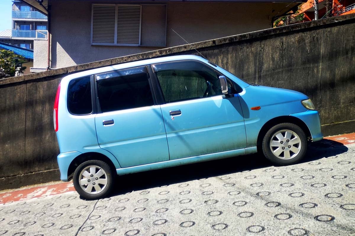 軽自動車の「車検」はなぜ安いのか？ 費用・税制優遇で年間数万円得するワケ