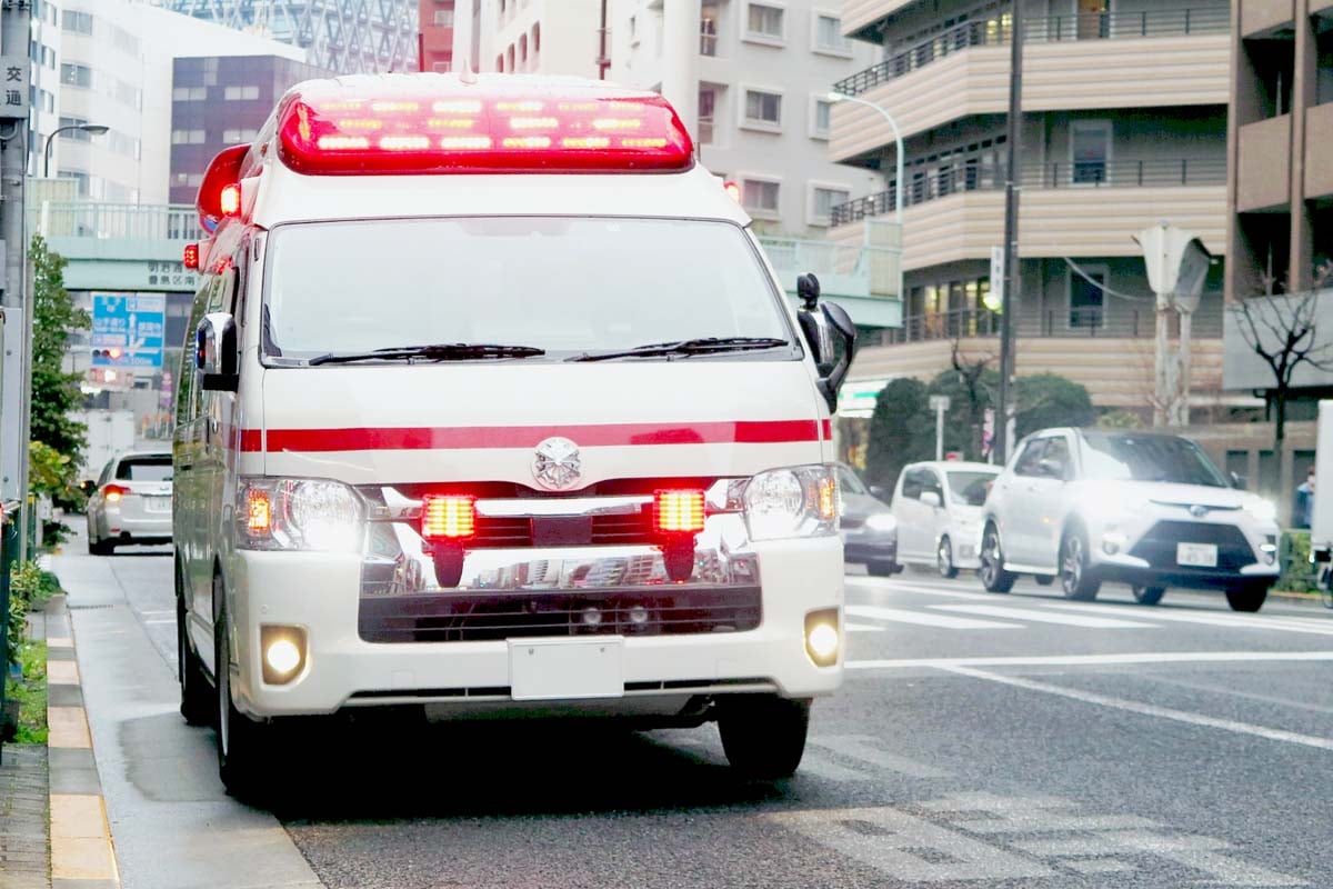 救急車(画像:写真AC)