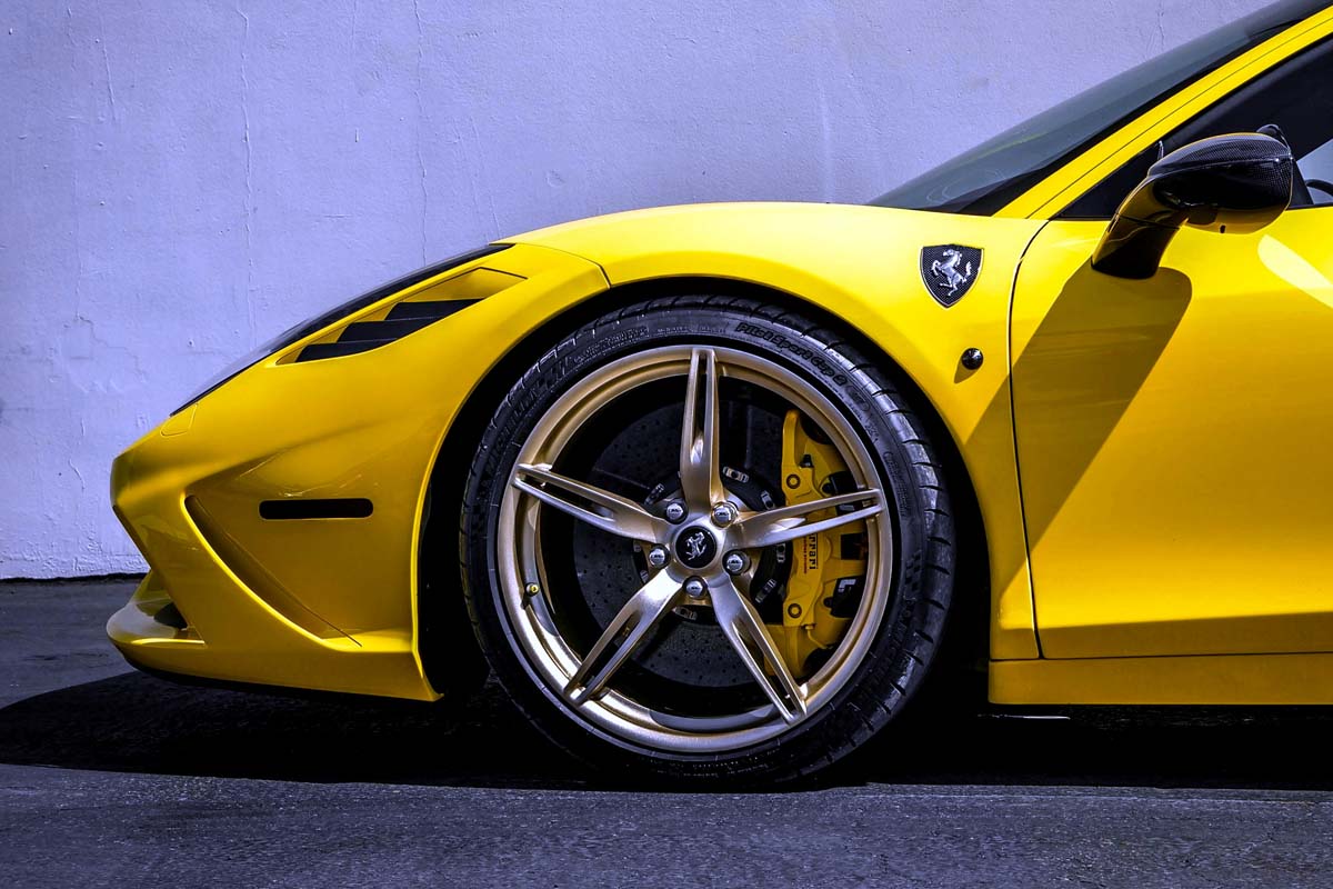 自動車（画像：Pexels）