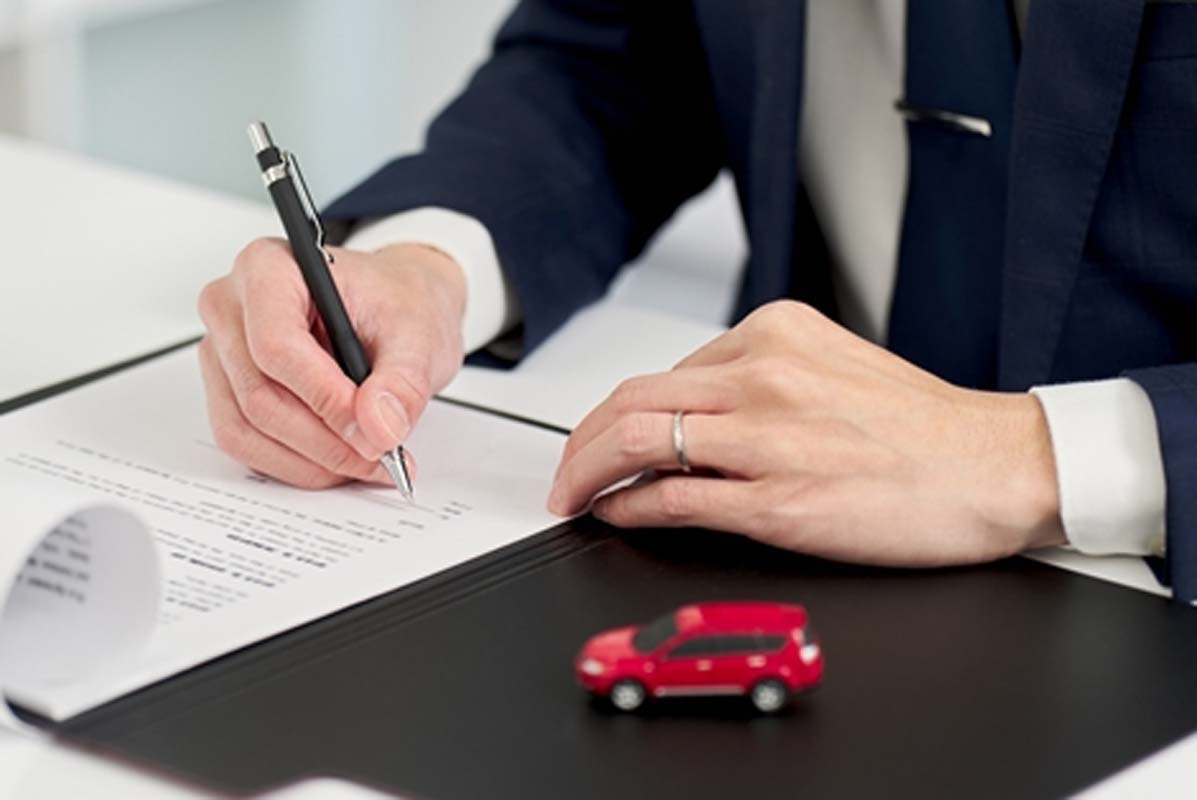 自動車ディーラーのイメージ（画像：写真AC）