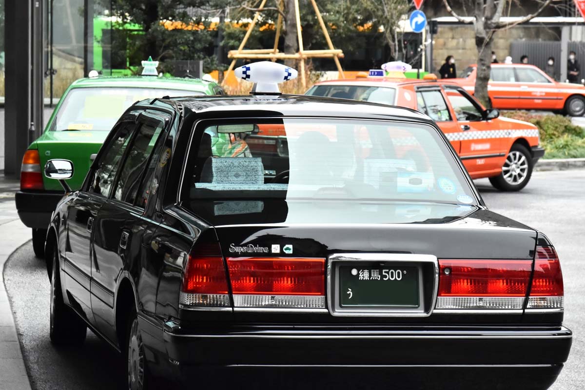 タクシー（画像：写真AC）