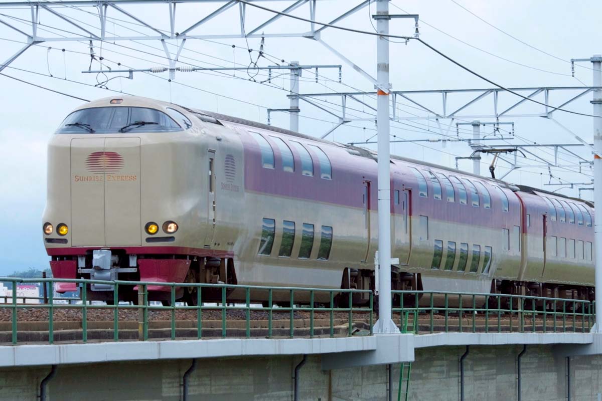 サンライズ瀬戸・出雲（画像：写真AC）