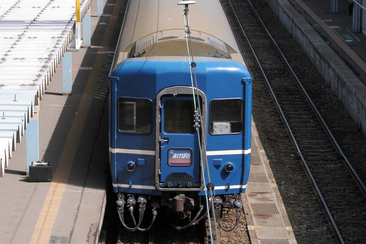 かつて上野～青森間を走った寝台特急「あけぼの」。最盛期は毎日3往復運行。2014年に定期運行を終えた（画像：写真AC）