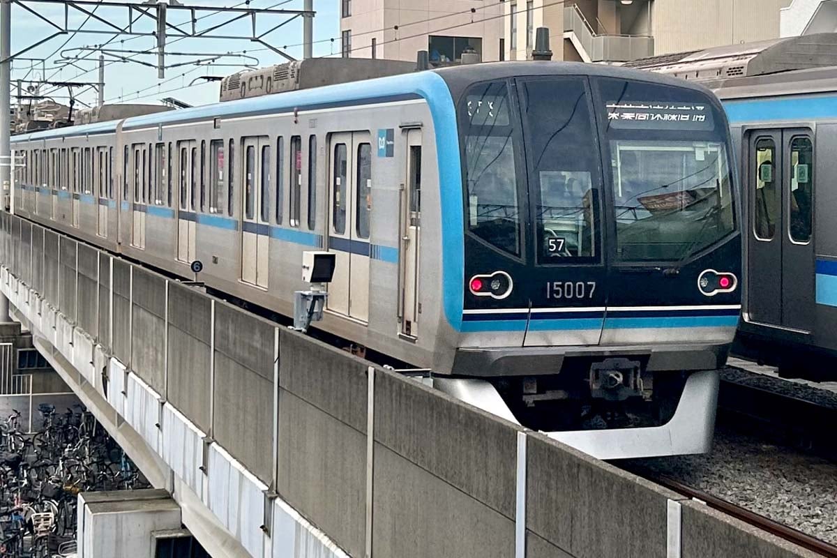 東西線（画像：写真AC）