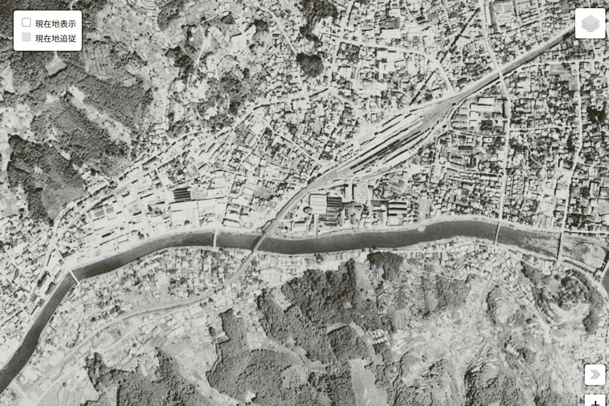 1963年頃の「岡谷JCT」周辺の航空写真。供用開始日は1986年3月（画像：国土地理院）