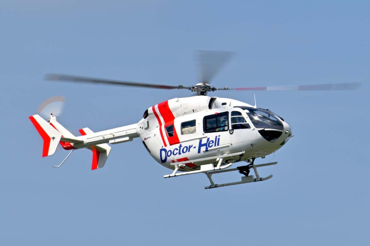 ドクターヘリ（画像：写真AC）
