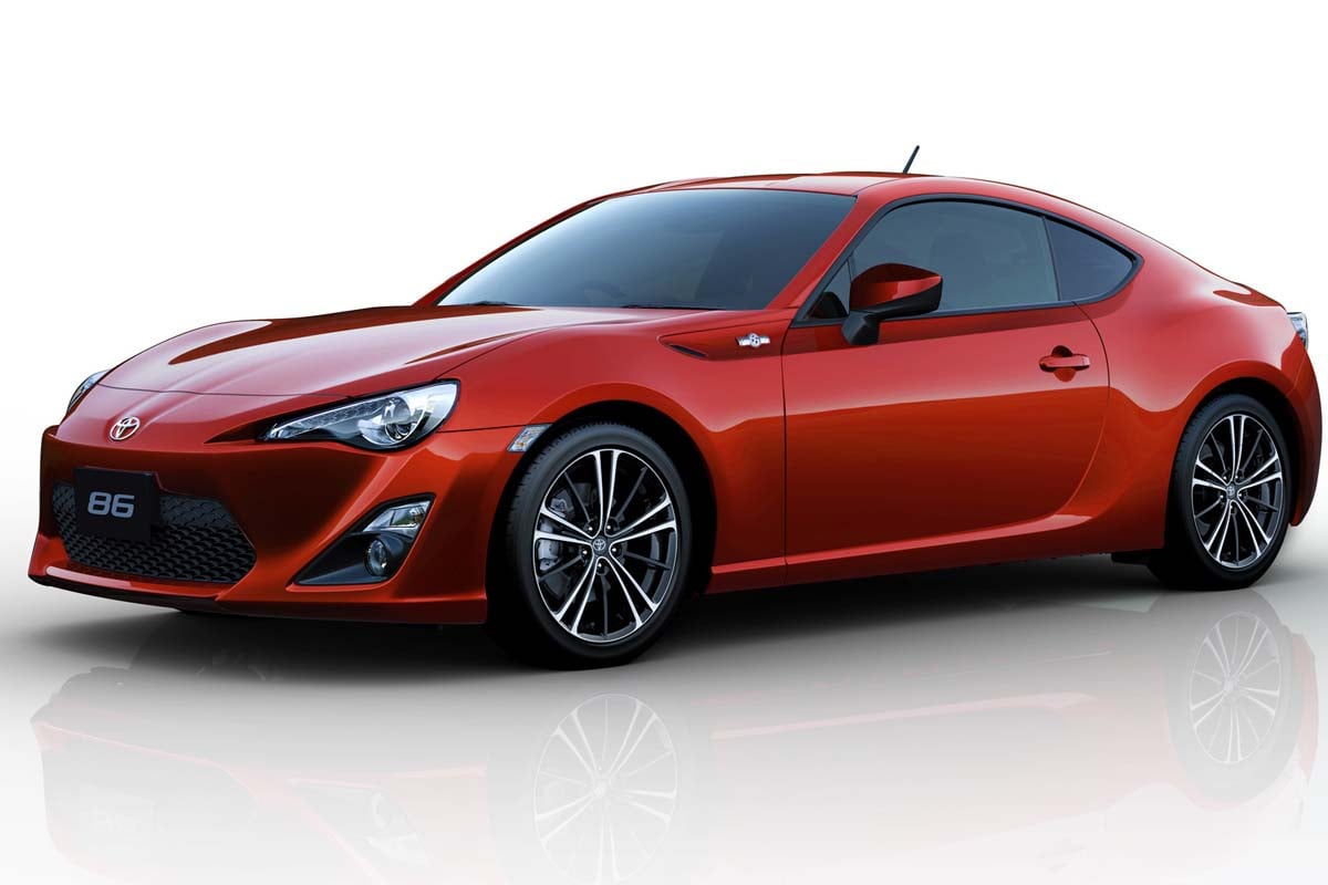 「若者のクルマ離れ」に終止符？ “新車おじさん”が支えたトヨタ86、中古市場で若者に広がる現実
