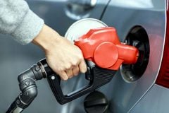 うっかりミスが大惨事に！ ガソリンスタンドで「子ども」に給油させてはいけないワケ